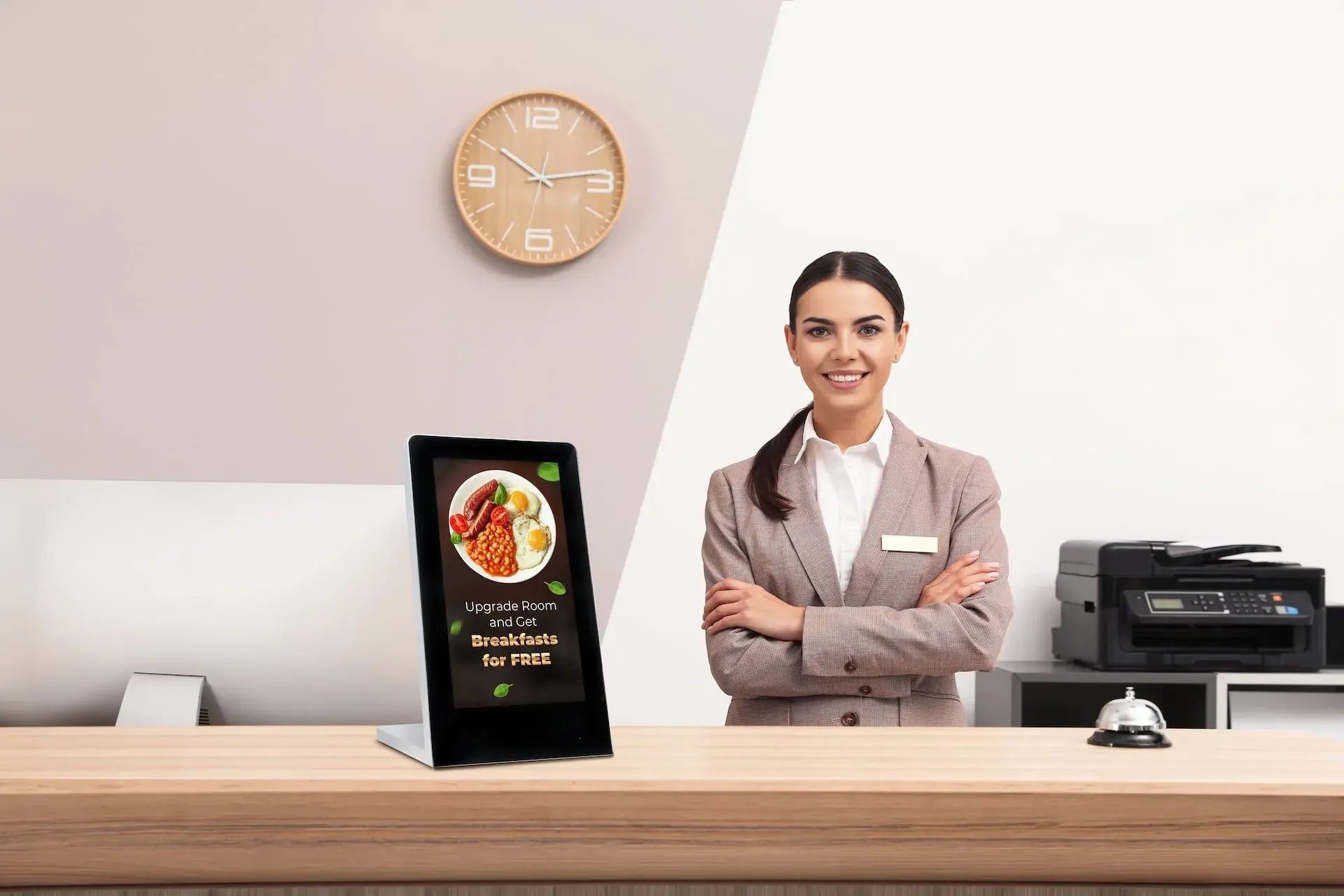 Digital table-tent in hotel lobby