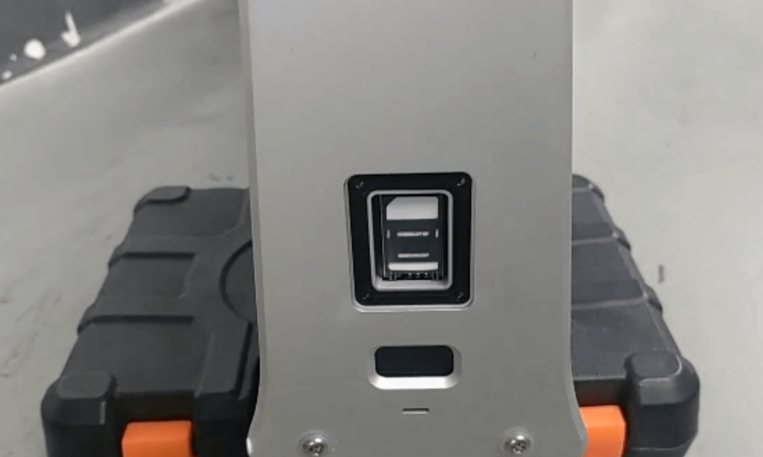 Rooftop LED panel detailed product view